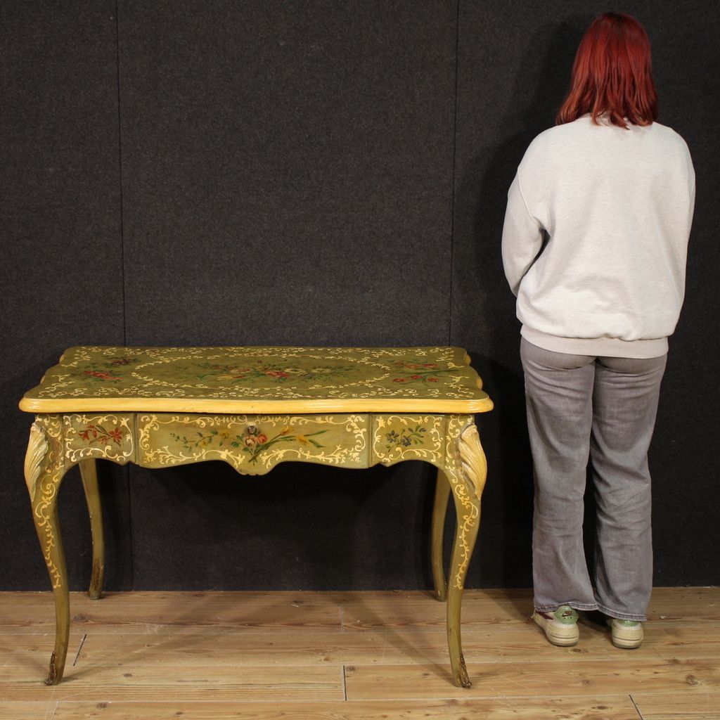 20th Century French Lacquered And Painted Writing Desk photo 3100.0