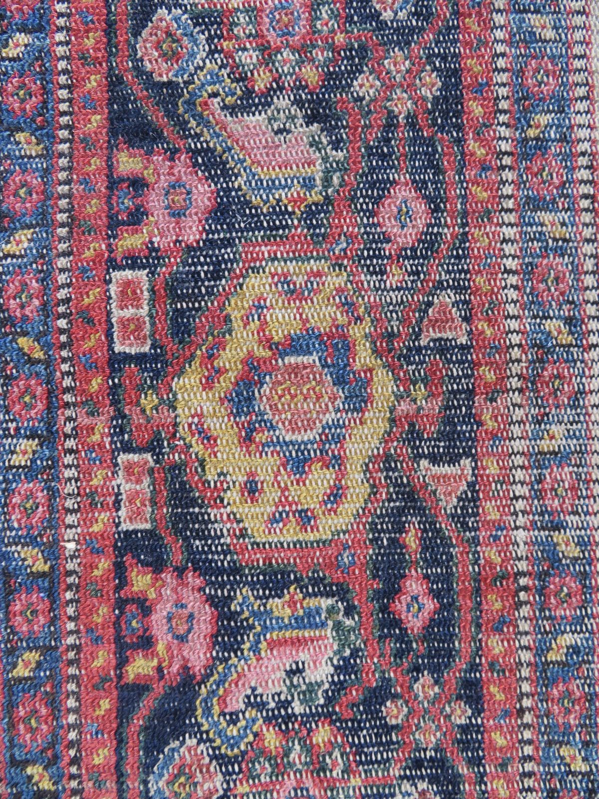 Country House 19th Century Fereghan Feraghan Rug. 200cm X 132cm. photo 535.0