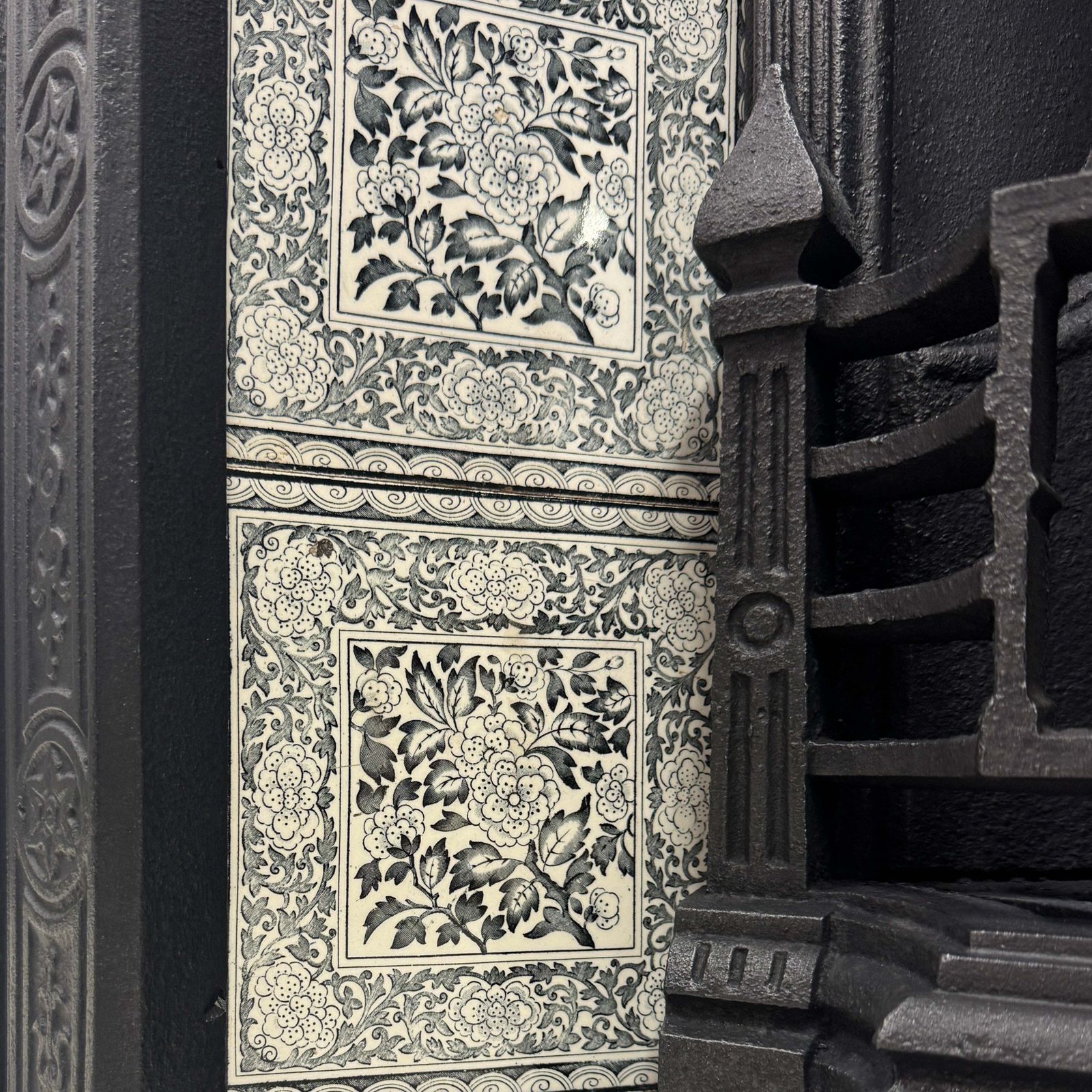 Antique Victorian Cast Iron Floral Tiled Fireplace Insert photo vinterior