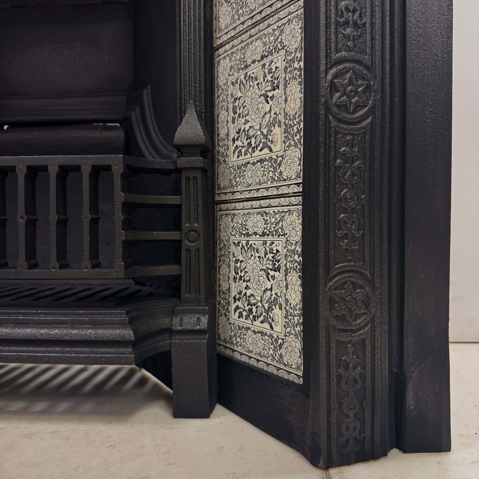 1200.0 Antique Victorian Cast Iron Floral Tiled Fireplace Insert photo