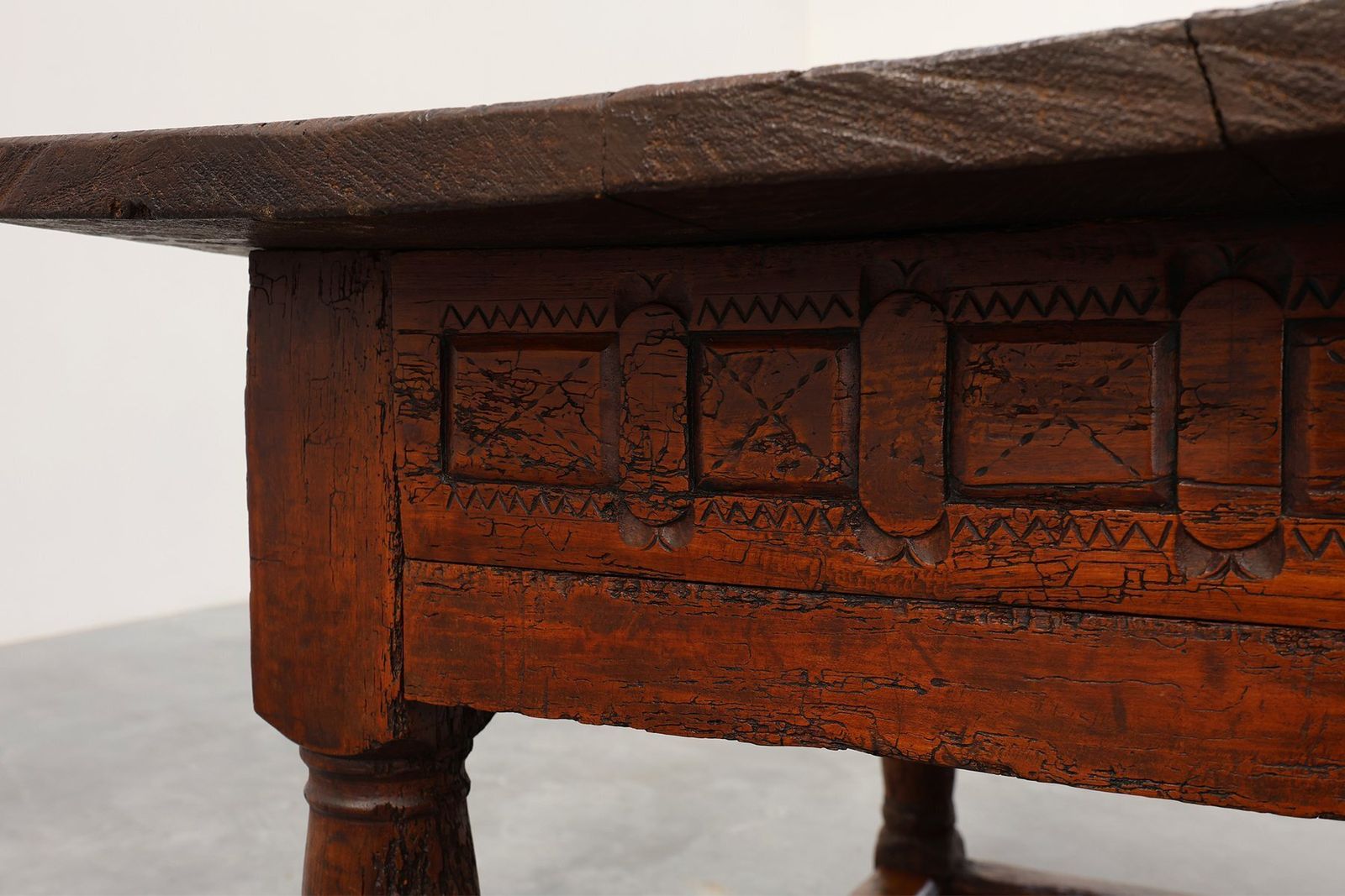 Furniture Wabi Wabi Style Hand Carved Oak Side Table, Spain, 17th Century photo