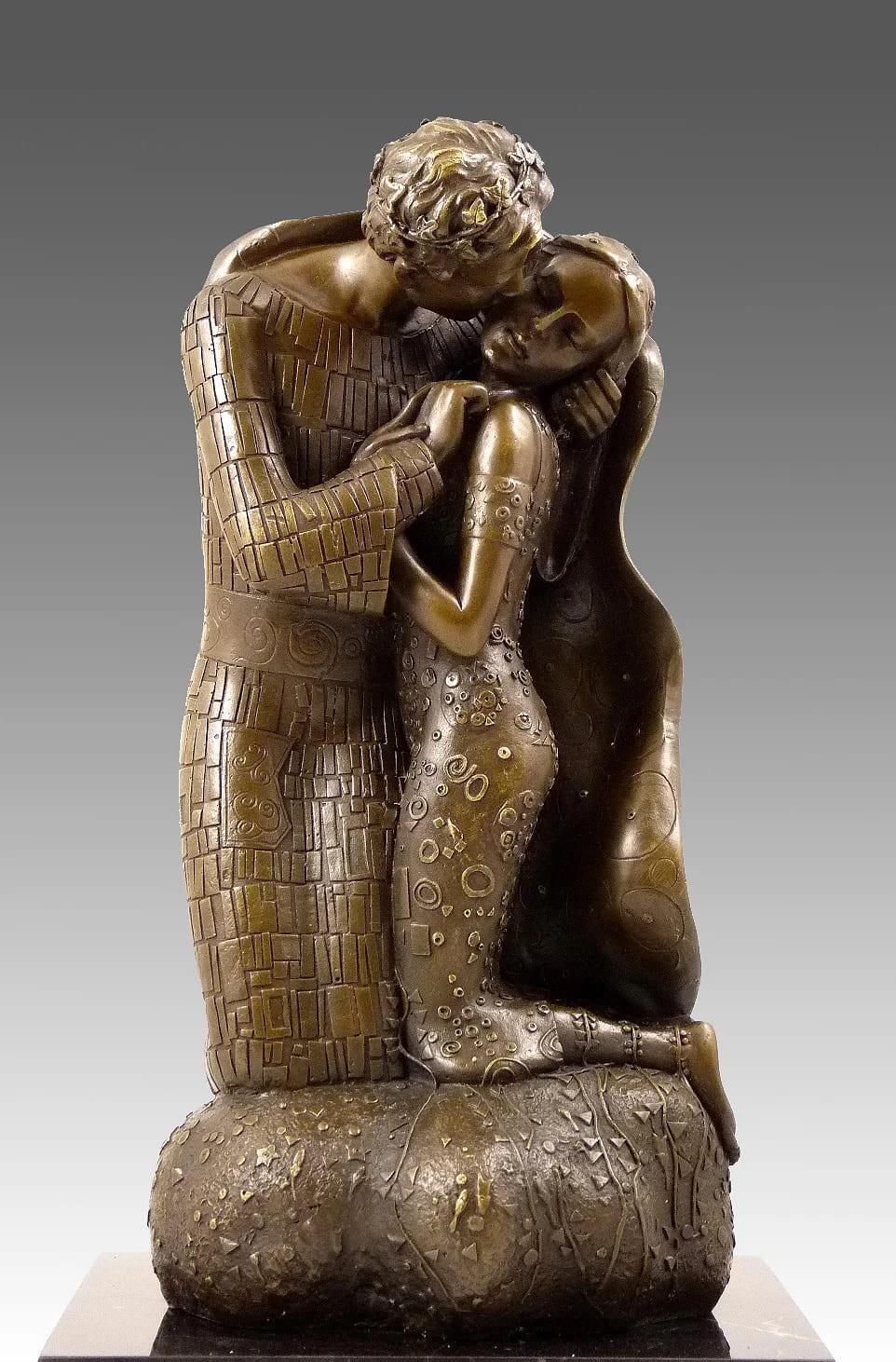 The Kiss – Stunning Bronze Sculpture Inspired By Gustav Klimt photo vinterior
