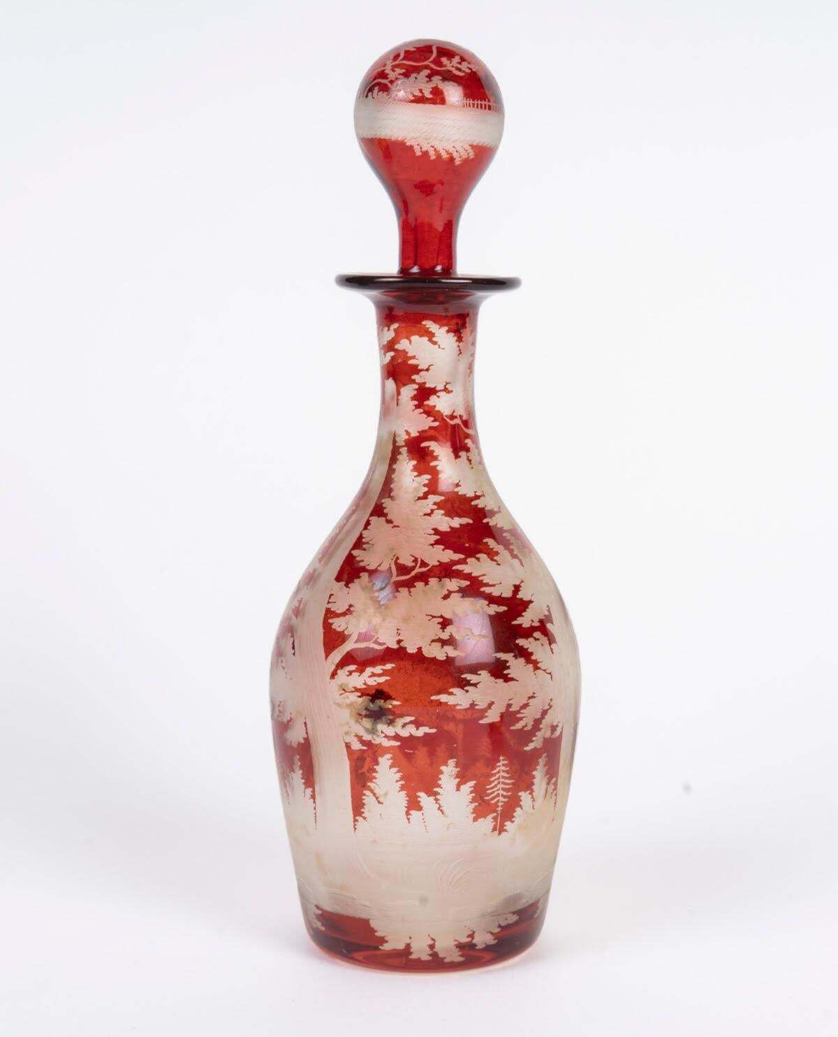 photo furniture Engraved Bohemian Crystal Oil And Vinegar Set, A Small Salt Shaker, Napoleon III