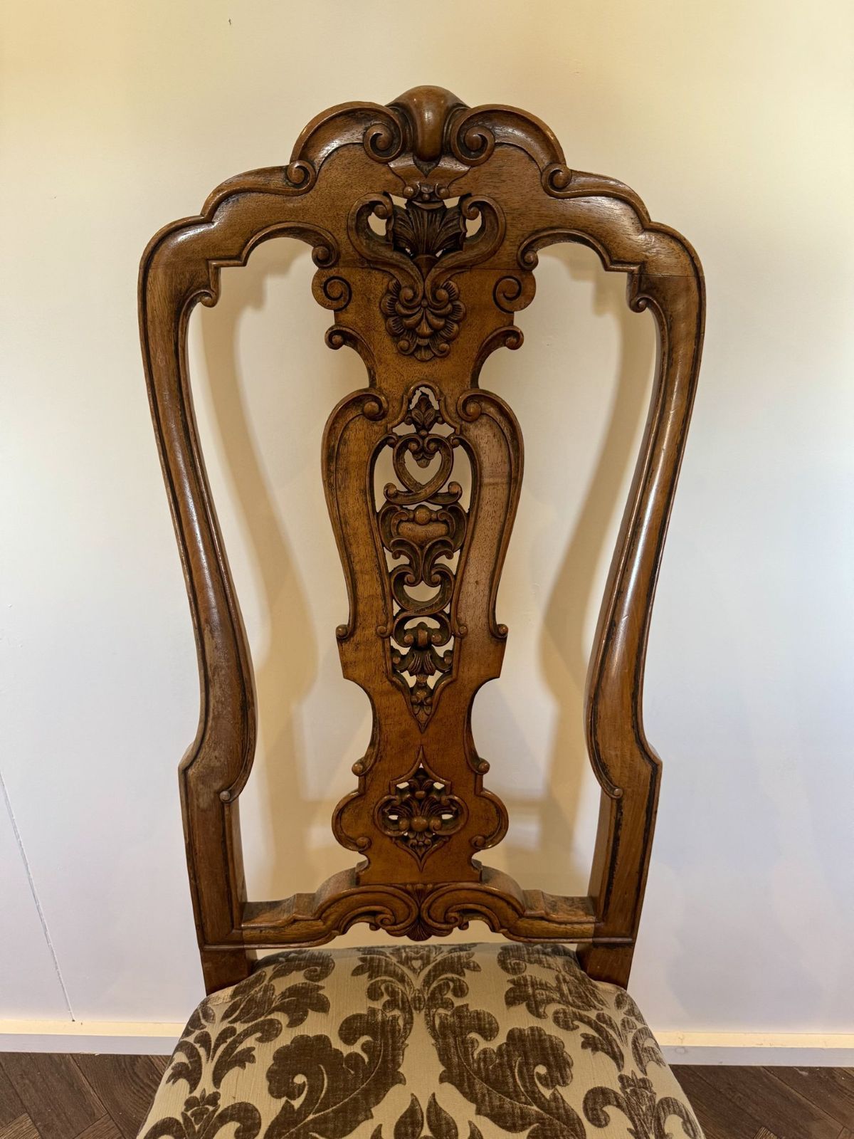 Fantastic Quality Set Of Ten Victorian Walnut Dining Chairs photo vinterior