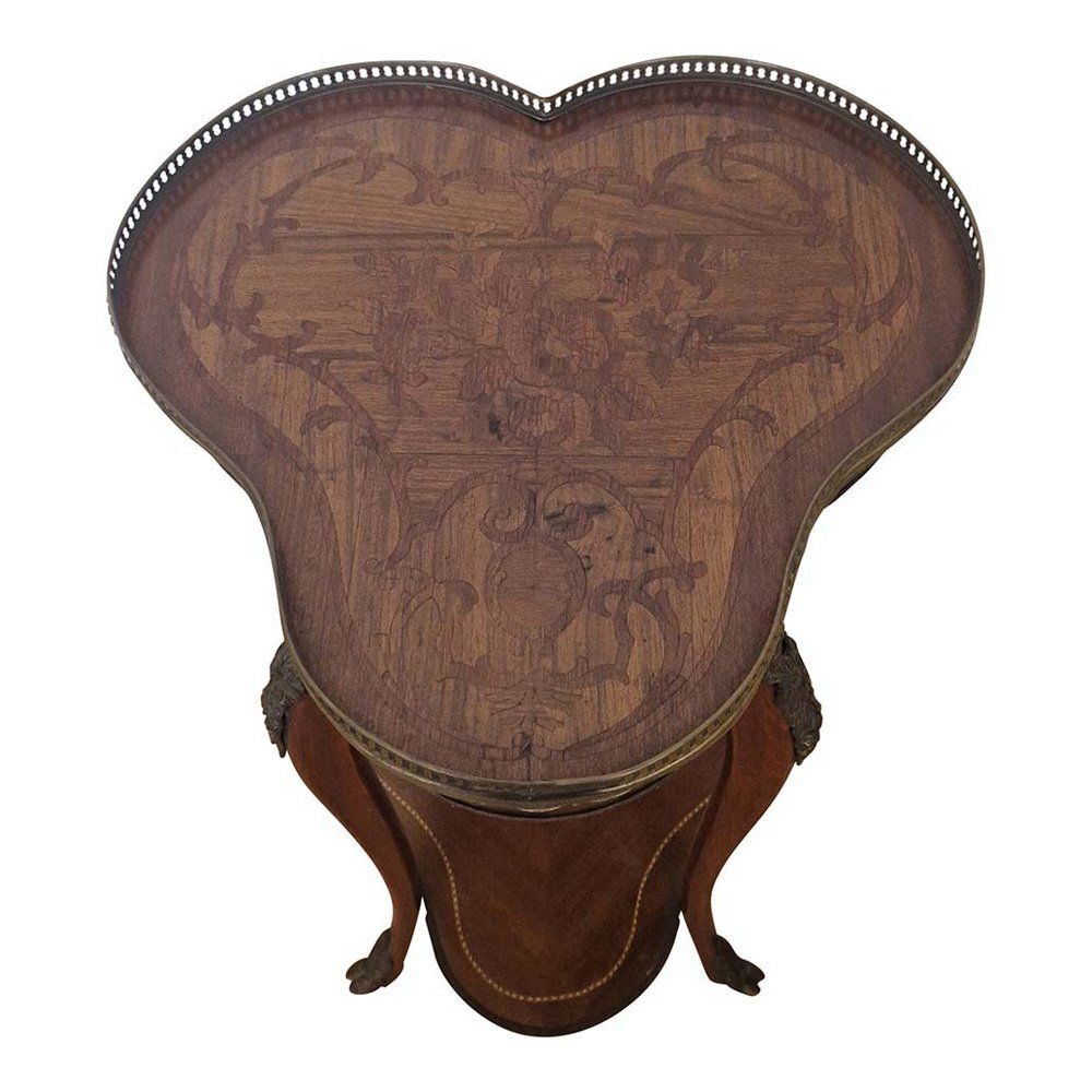 Louis XV Guéridon Tripod Inlaid And Decorated In Gilded Bronze, 1980s photo Furniture