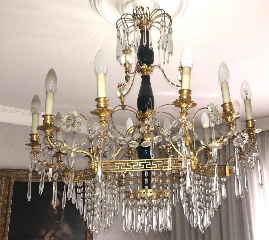 19th Century Neoclassical Baltic Crystal And Gilt Bronze Chandelier photo for sale