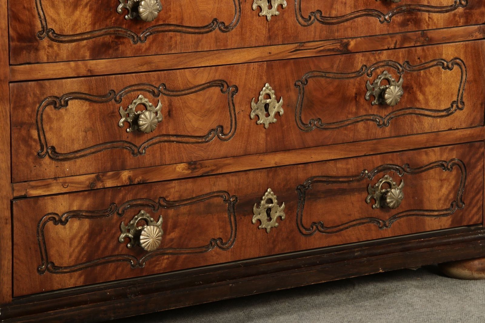 18th Century Baroque Chest Of Drawers In Walnut, 1750s photo vintage