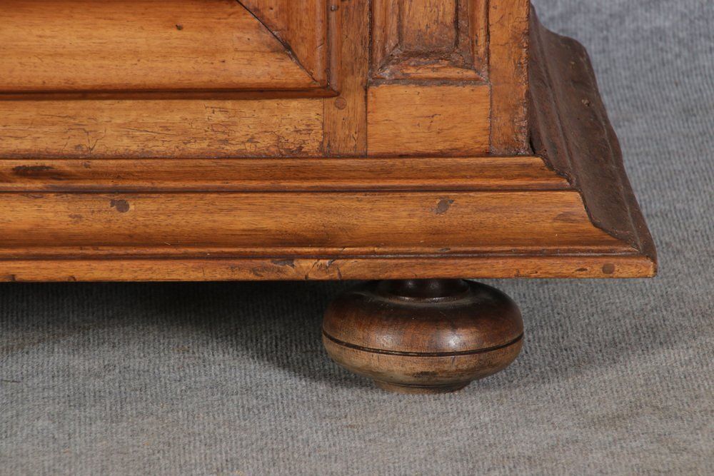 photo furniture Baroque Narrow Cabinet In Walnut, France, 1700s
