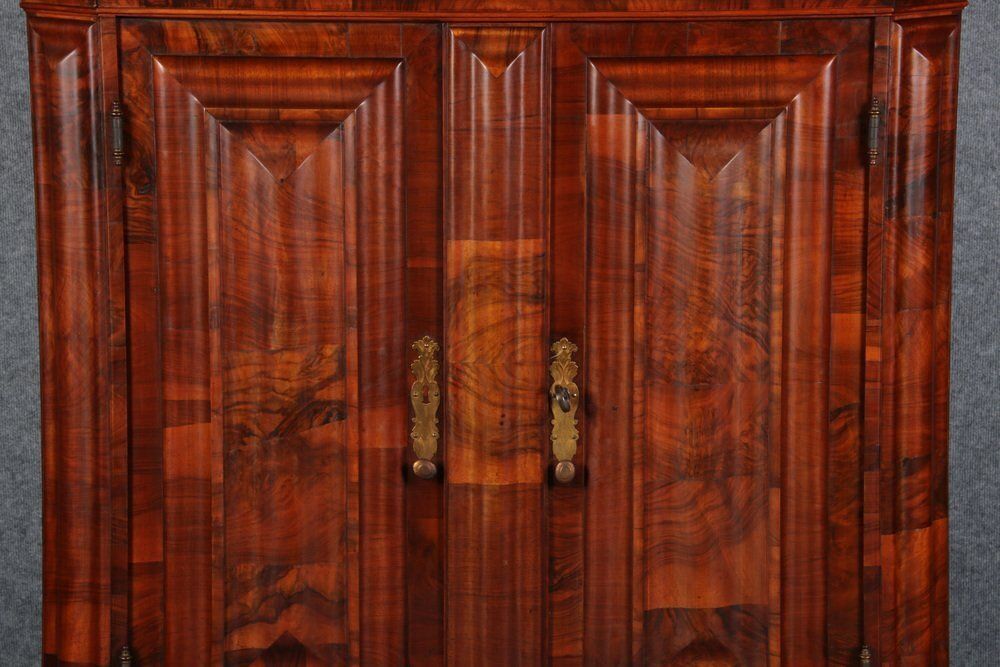 Furniture Baroque Cabinet In Walnut, Frankfurt, Germany, 18th Century photo