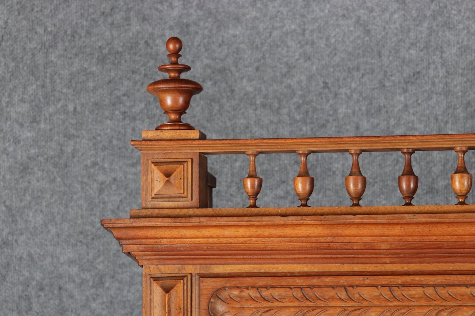 photo furniture Antique Historicism Buffet In Walnut, 19th Century