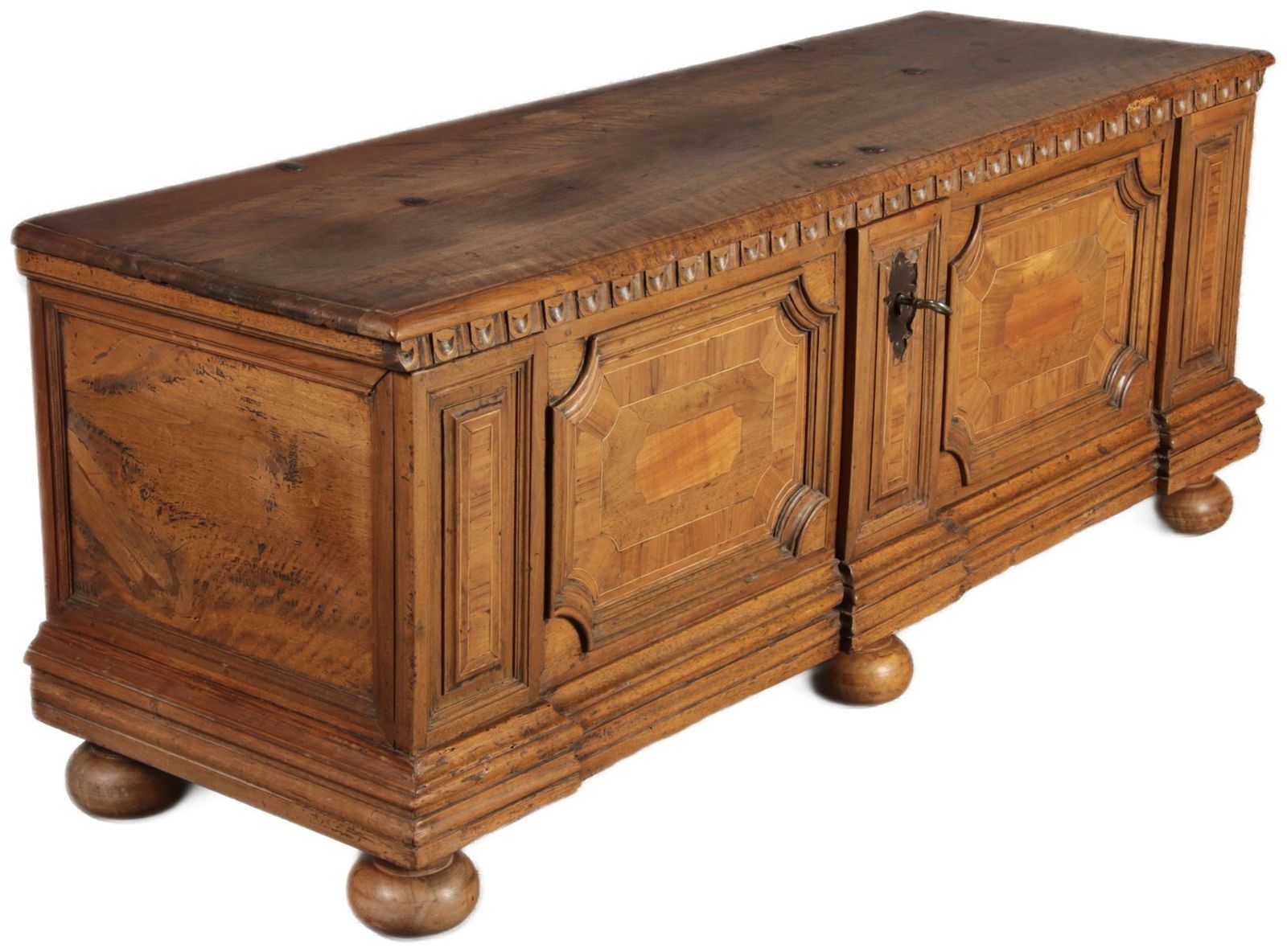 Antique Chest In Walnut, 1730 photo 2196.0