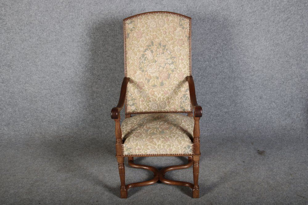 photo vinterior Antique Armchair With Floral Cover In Walnut, 1880