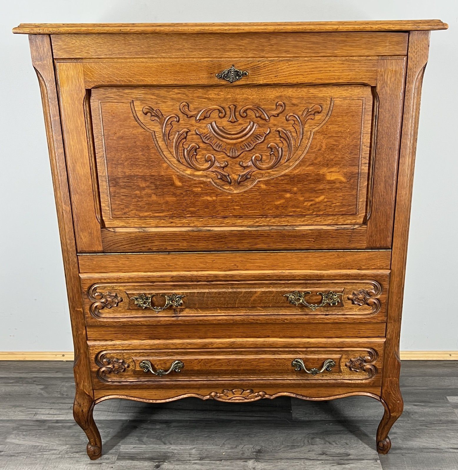 Cabinet Vintage French Louis XIV Style Sideboard Carved Cupboard Lot 4419 photo furniture
