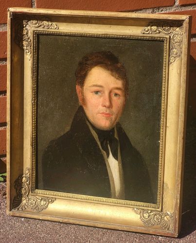 photo vintage 19th Century School. Portrait Of Man. Oil Painting On Canvas Marouflé On Cardboard Signed
