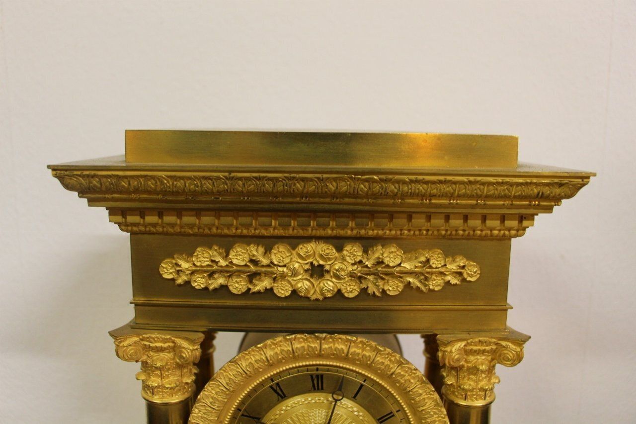 19th Century Golden Bronze Pendulum Clock photo vinterior