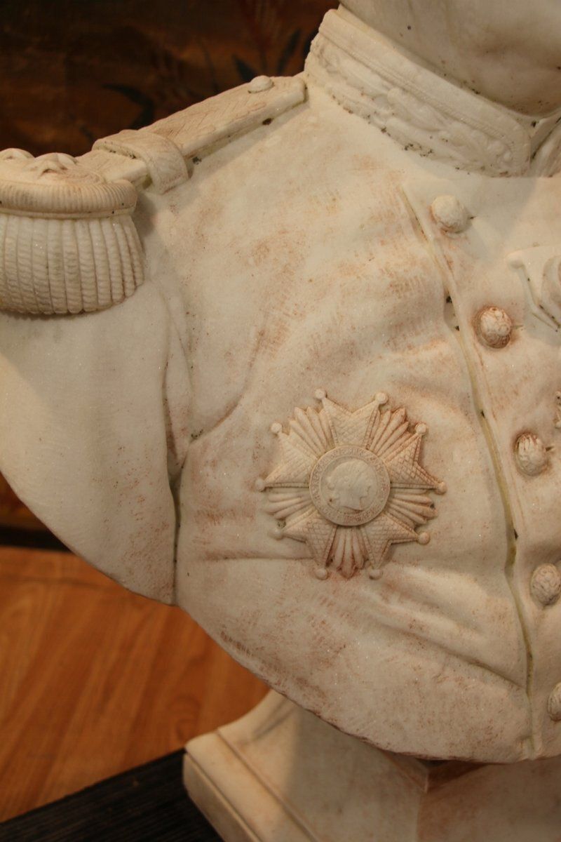 D. Trentacoste, Large Bust Of General, 1873, Carrara Marble photo vinterior