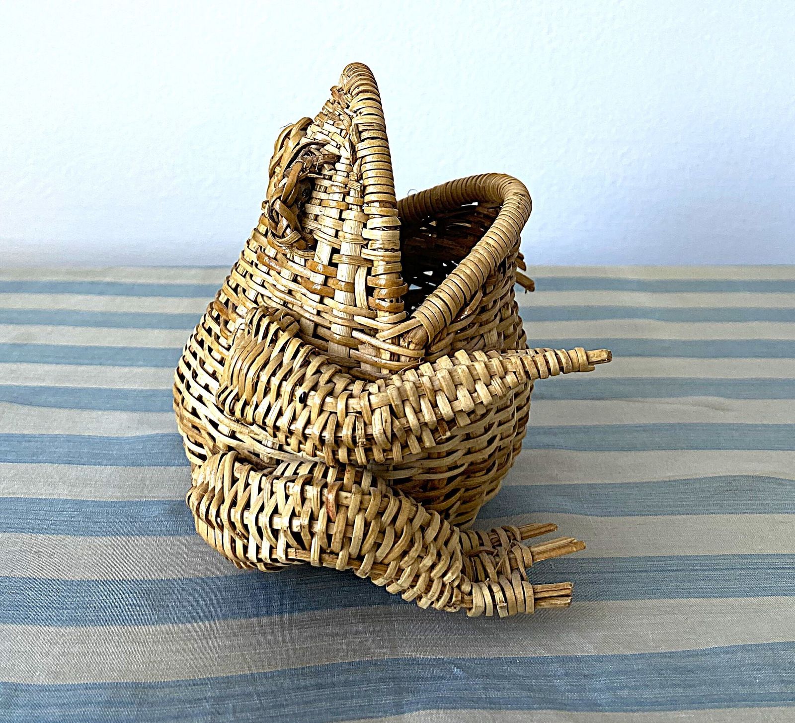 Amazing Mid Century Modern Small Wicker Frog Basket Olivier Cajan photo Home Decor