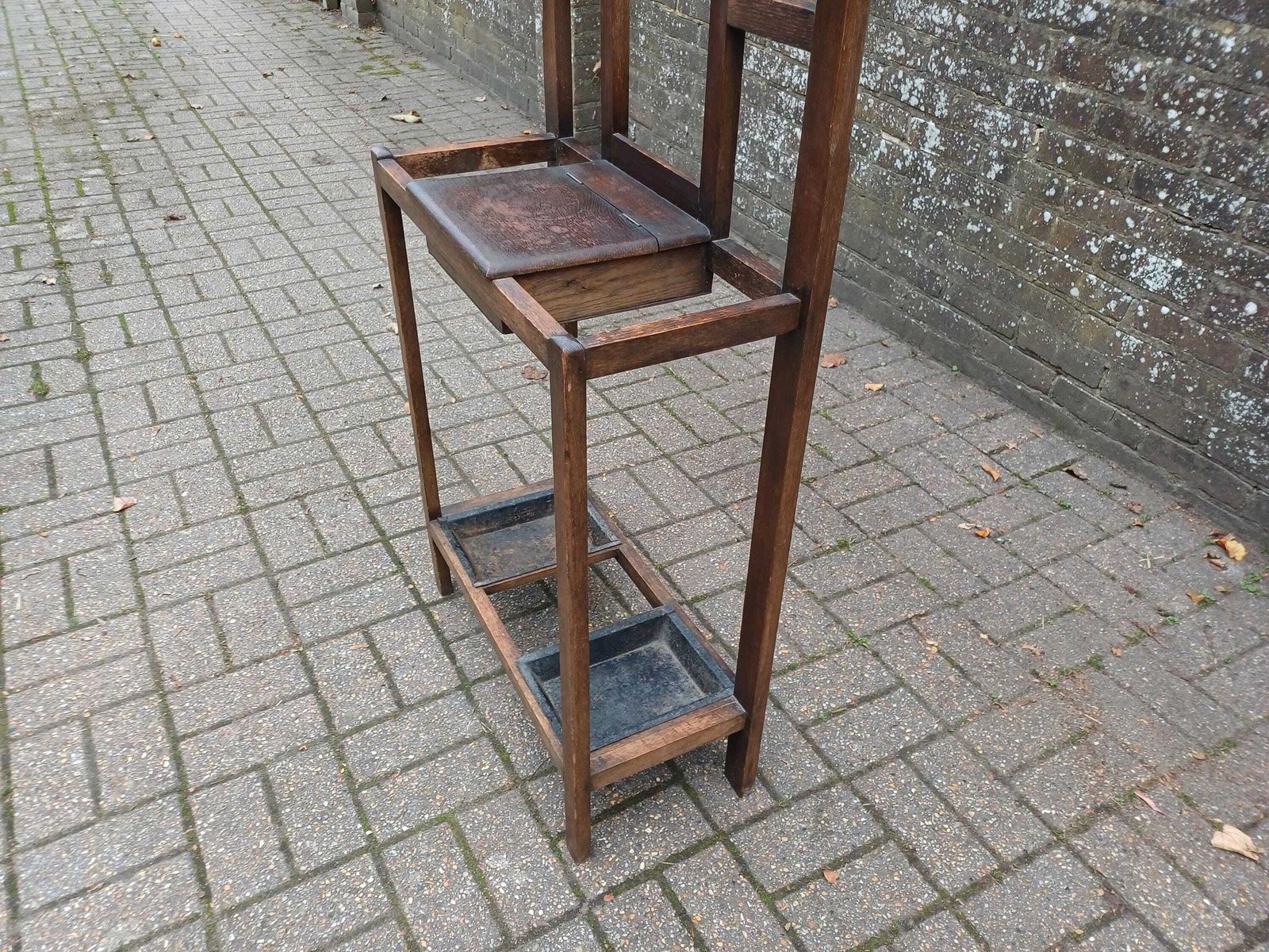 photo vintage Antique Arts And  Crafts Oak Hall Stand Stick & Umbrella Stand With Mirror, 4 Hooks Lift Seat Storage And Twin Drip Trays Edwardian Entrance