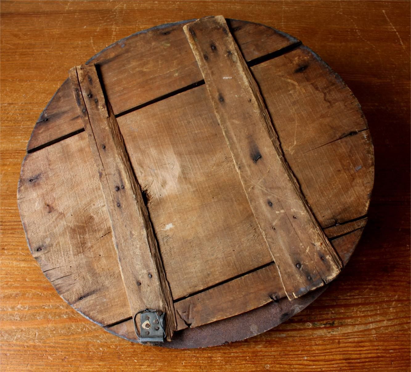 photo furniture Antique Fairground Gambling Wheel. Spin To Win Spinning Carnival Game.