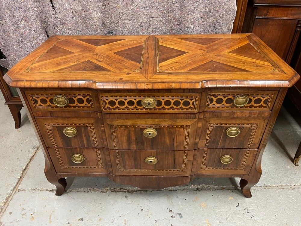 18th.Century Italian Commode Chest