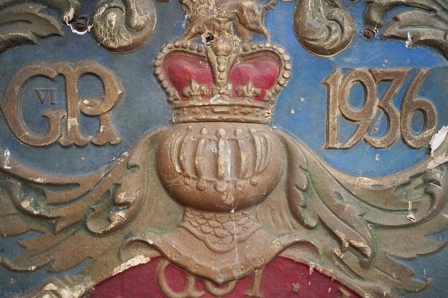A George VI Polychrome Painted Card Coronation Coat Of Arms C.1936 photo vinterior