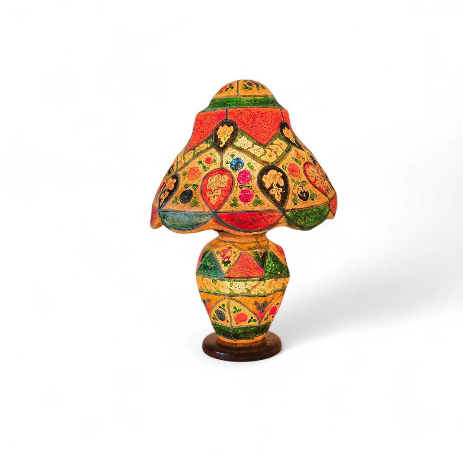 Delightful Vintage Retro Camel Skin Hand Painted Lamp