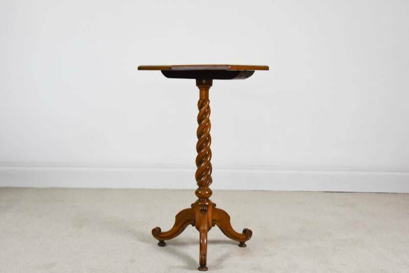 Fine Quality Victorian Parquetry Side Table photo for sale