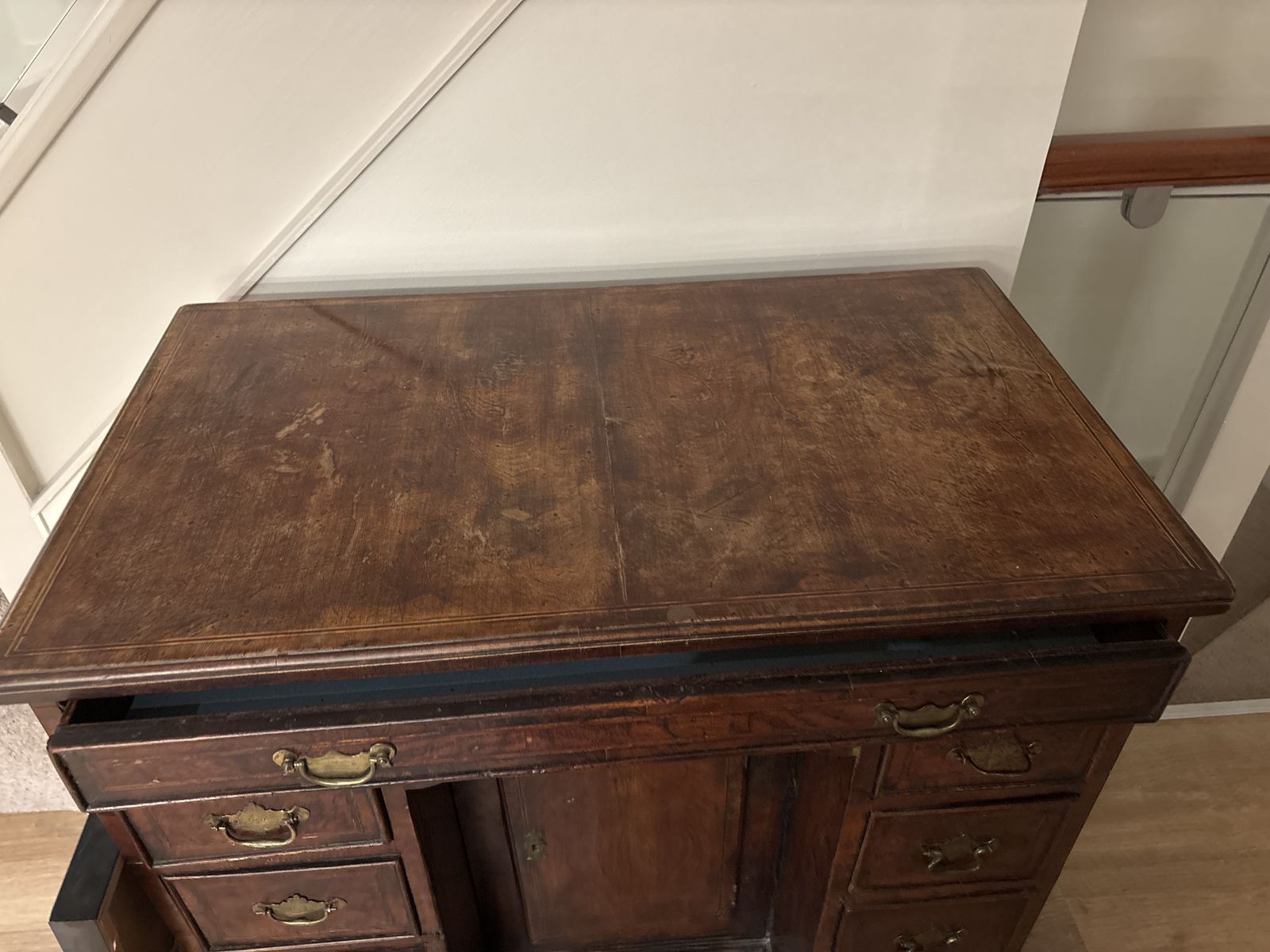 Knee Whole Dark Mahogany Desk photo Furniture