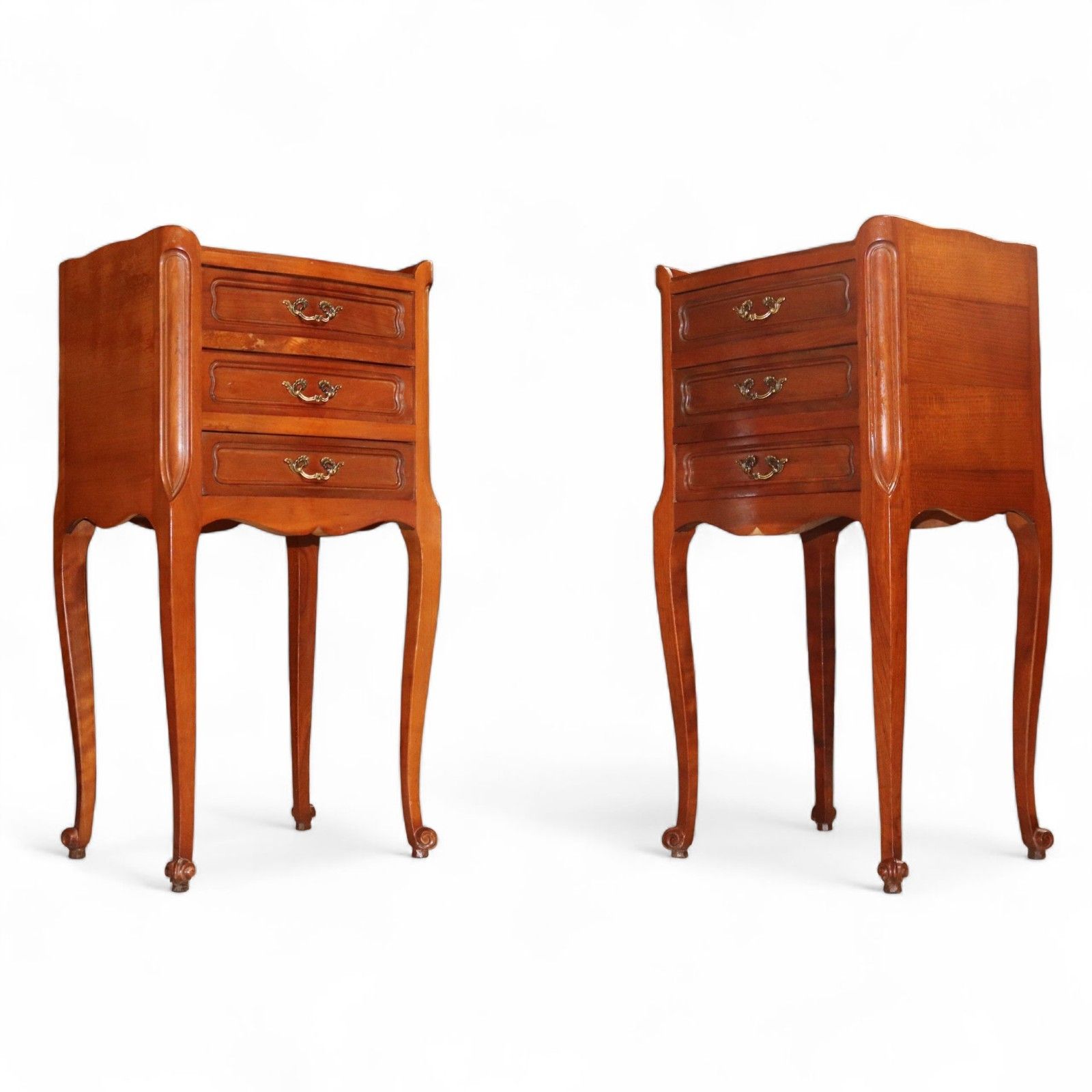 Pair Of Vintage French Walnut Louis XV Style Bedside Chests / Nightstands photo vinterior