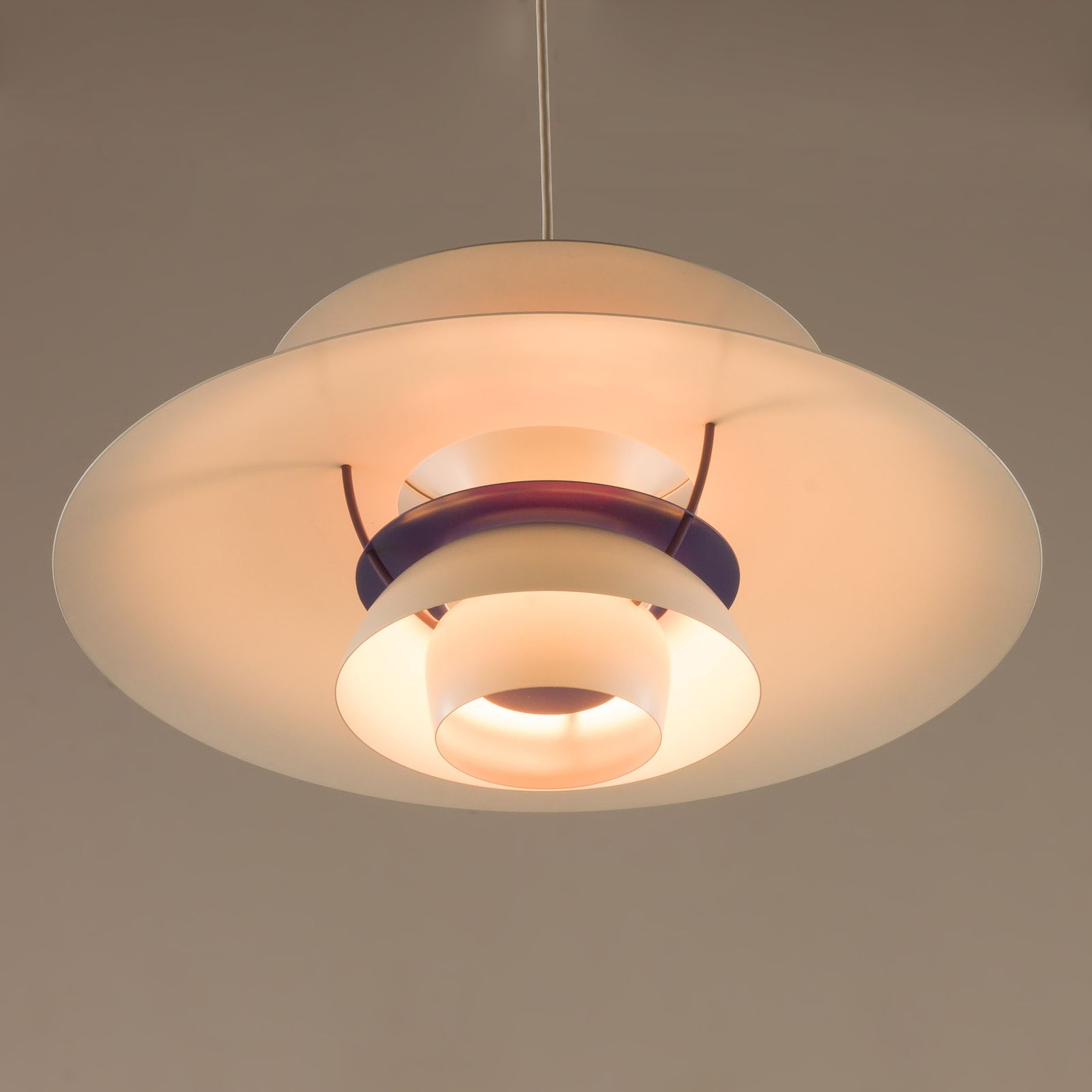 photo furniture Ph5 Lamp By Poul Henningsen For Louis Poulsen, 1970s
