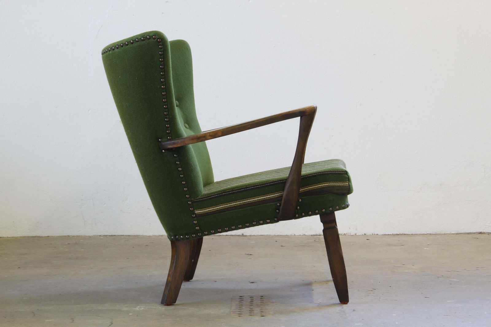 1960s Vintage Mid Century Lounge Chair, Dark Stained Oak Style Of Viggo Boesen photo 1748.0