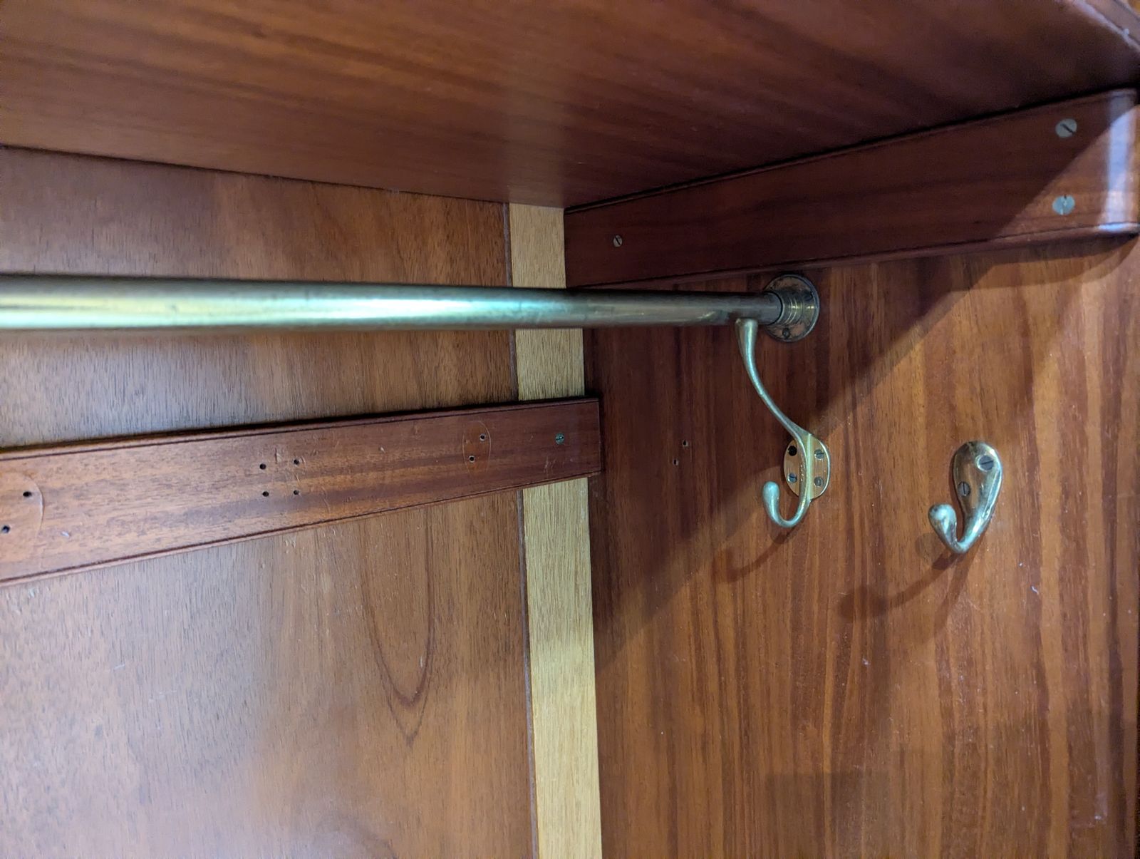 photo furniture Georgian Style Mahogany Wardrobe By James Phillips & Sons