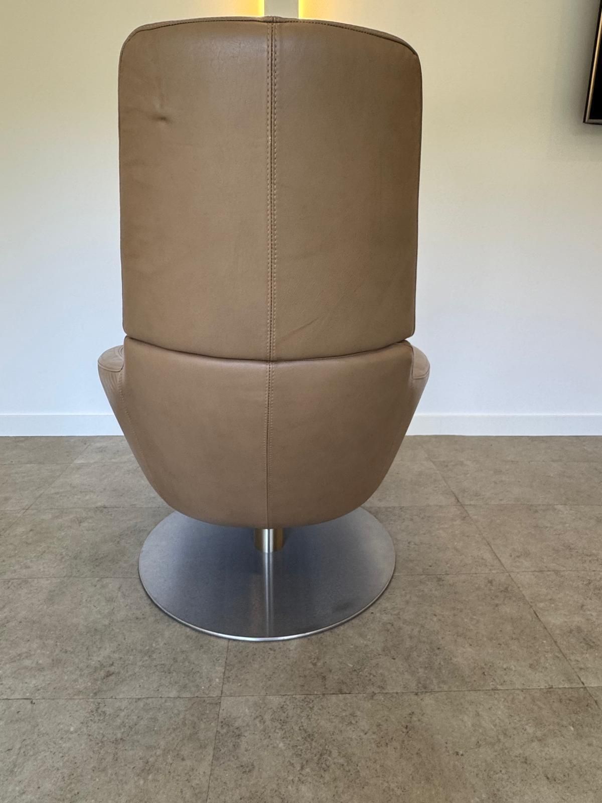 Natuzzi Leather Swivel Armchair / Chair In Light Tan photo for sale