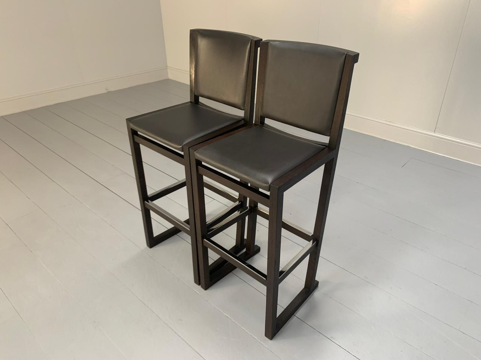 photo furniture B&B Italia "Musa Sm46g" Tall Bar Stool Chairs  Suite Of 4