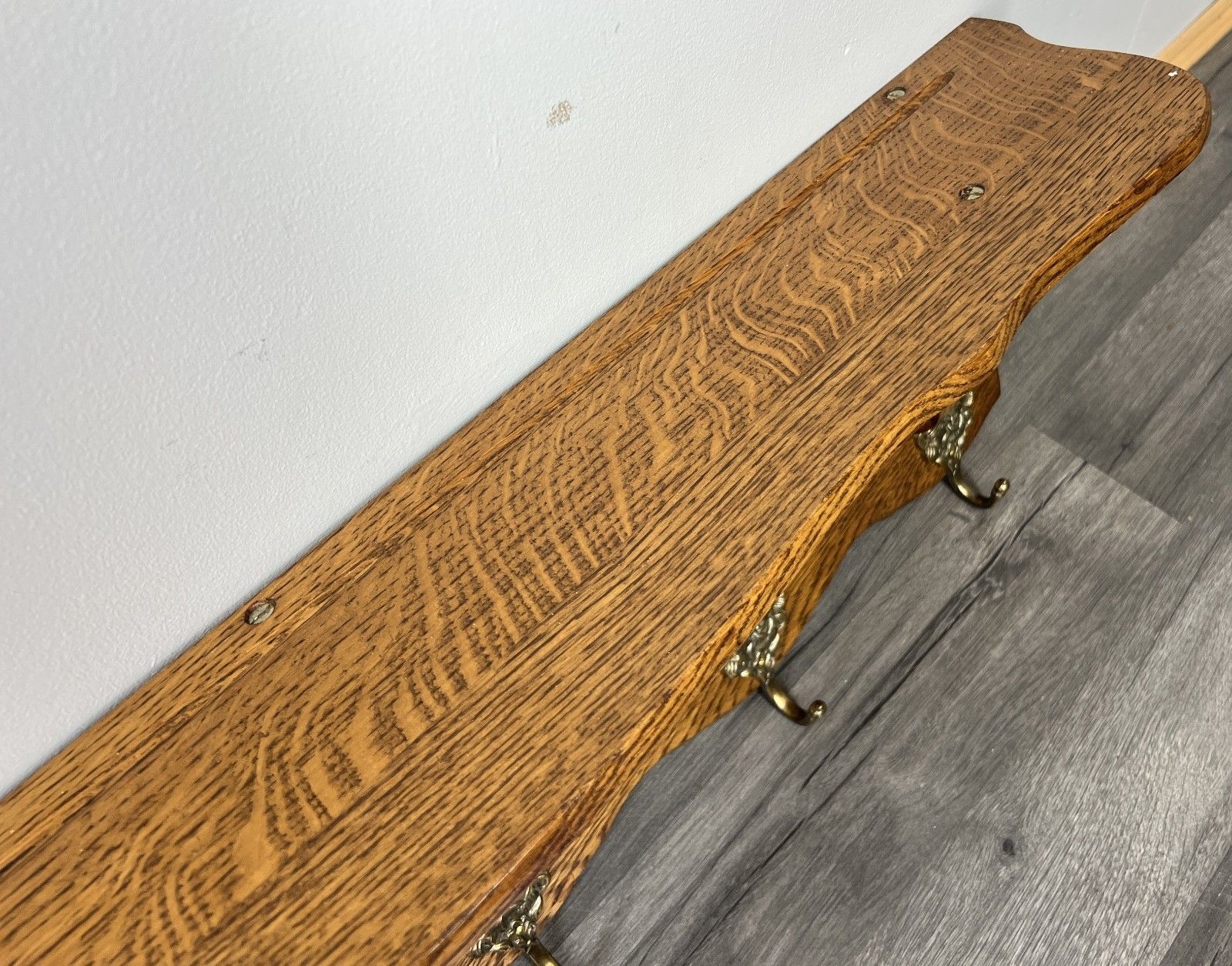 photo furniture French Vintage Coat Rack Oak 5 Hooks Ornate Wall Shelf Carved Coat Lot 4443