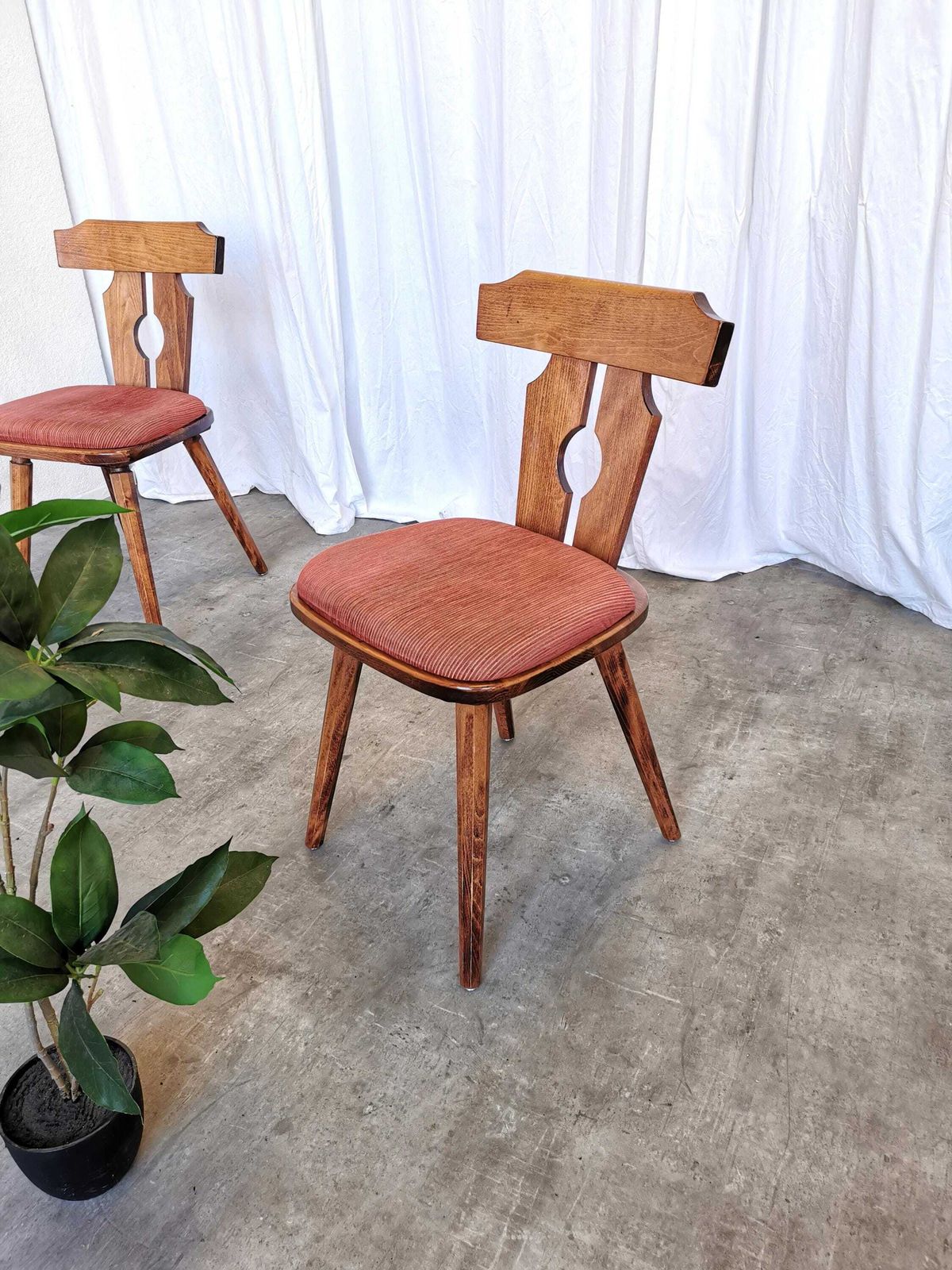 1 Of 2 Vintage Tyrolean Wooden Dining Chairs, Austrian Farmhouse Alpine Style Chairs, 1970s