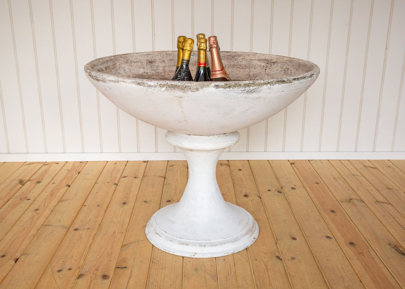 Monumental Pedestal Planter & Stand Country House Stamped Sculptural Classical Mcm 1950s Champagne Bath Neoclassical Bird Bath Guhl Garden Ornament photo for sale