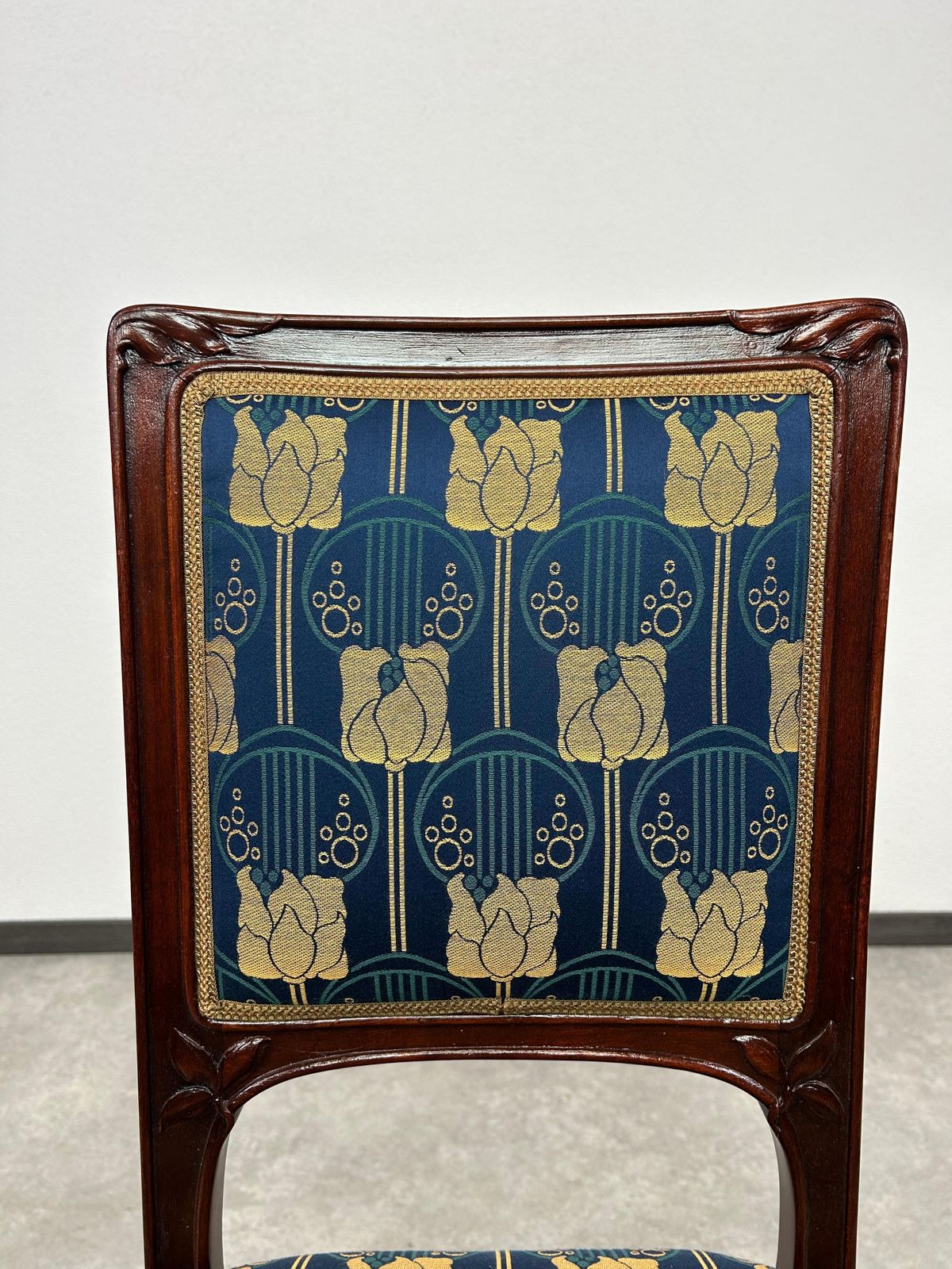 Art Nouveau Chair photo Furniture