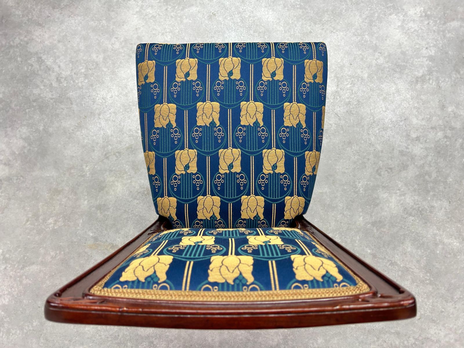 Art Nouveau Chair photo 881.0