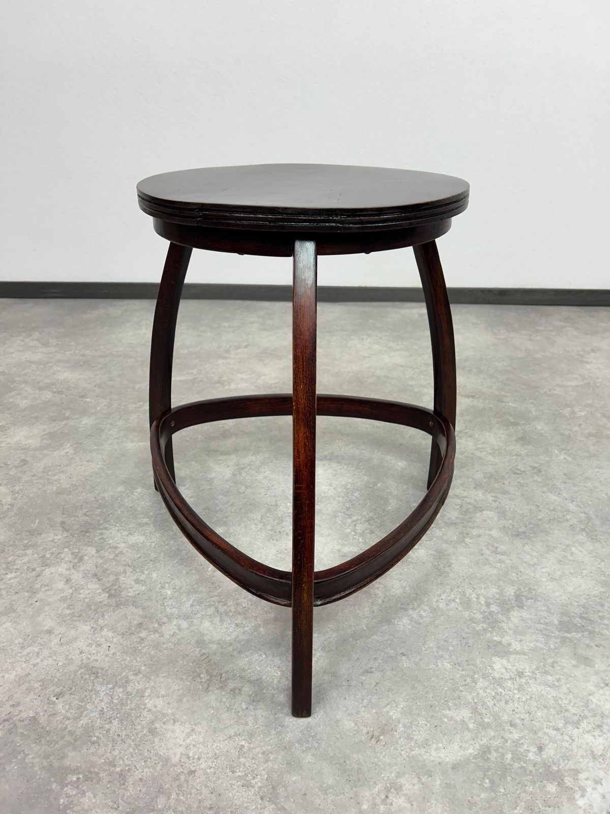 Secession Flower Stand Thonet No.37 By Otto Wagner photo 1614.0
