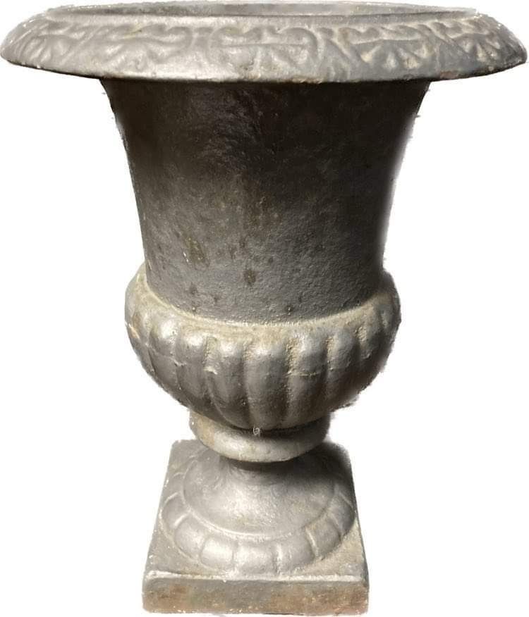 395.0 20thc Pair Of Nice Quality Cast Iron Campana Urns photo