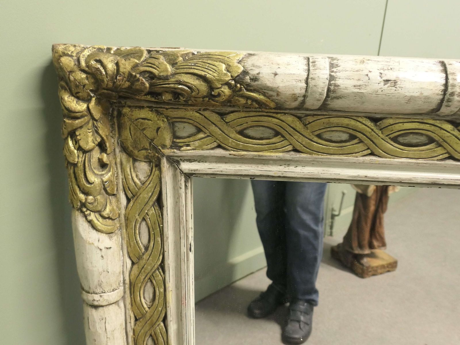 A Large Hand Carved Italian Wall Mirror photo vinterior