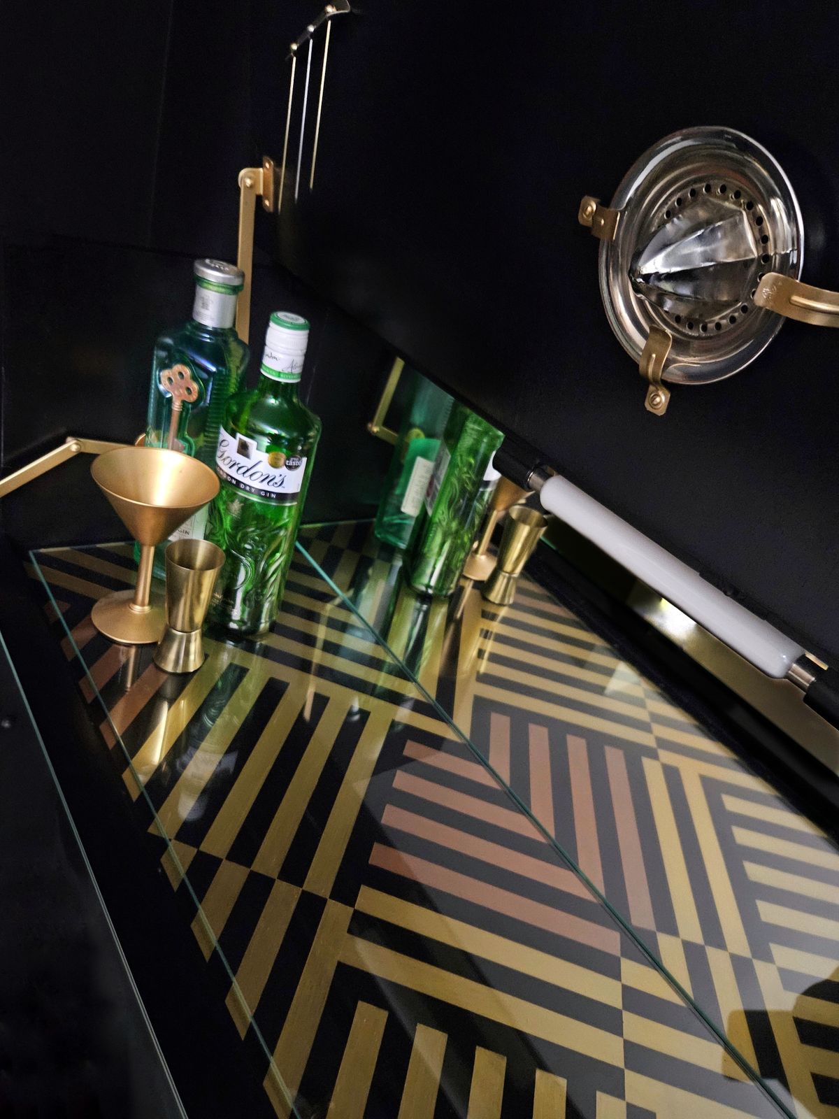 Mid Century Modern Turnidge Cocktail Cabinet photo 2195.0