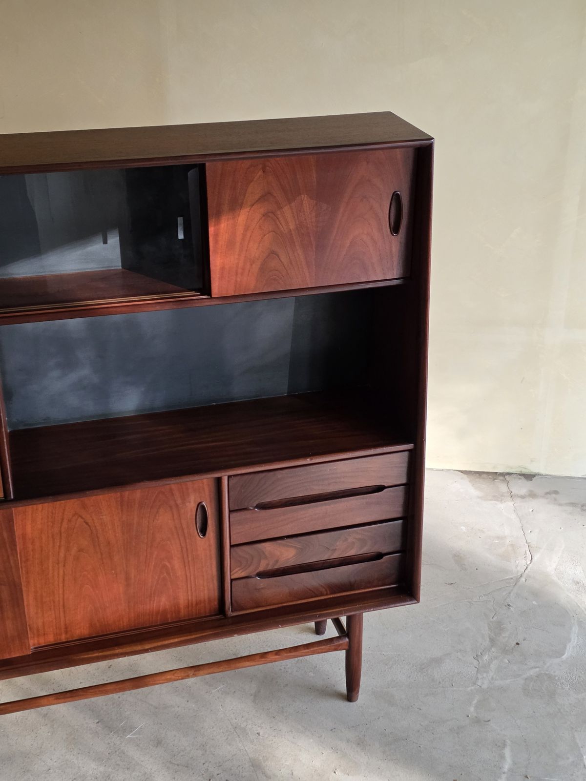 Vintage Teakhouten Highboard, Ca. Jaren 1960 photo 1913.0