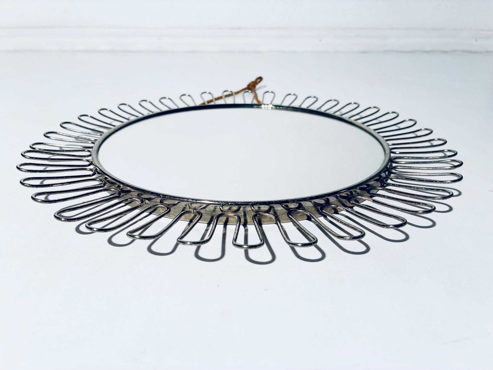 Round Sunbeam Metal Circular Mirror / 1960s Mid Century Vintage Decor photo 182.0