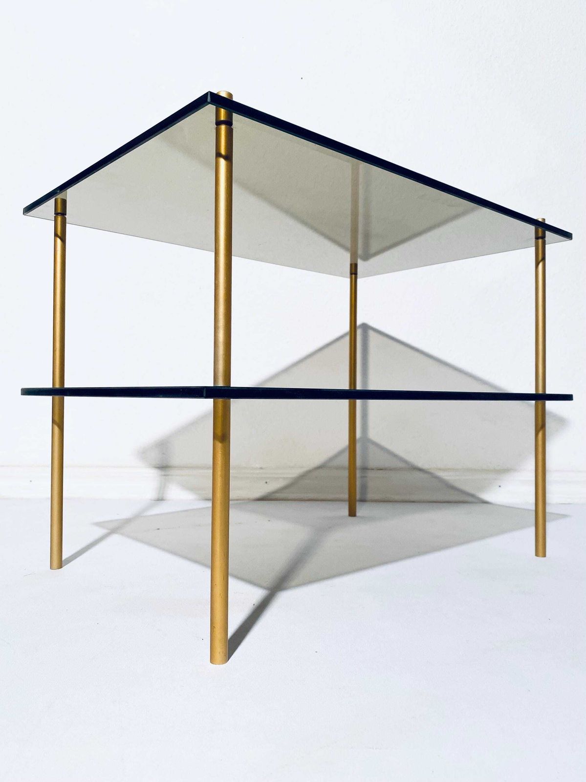 1970s Italian Gold Glass Brass Shelves Stand Sofa Table / Vintage Hollywood Regency Home Decor photo vinterior