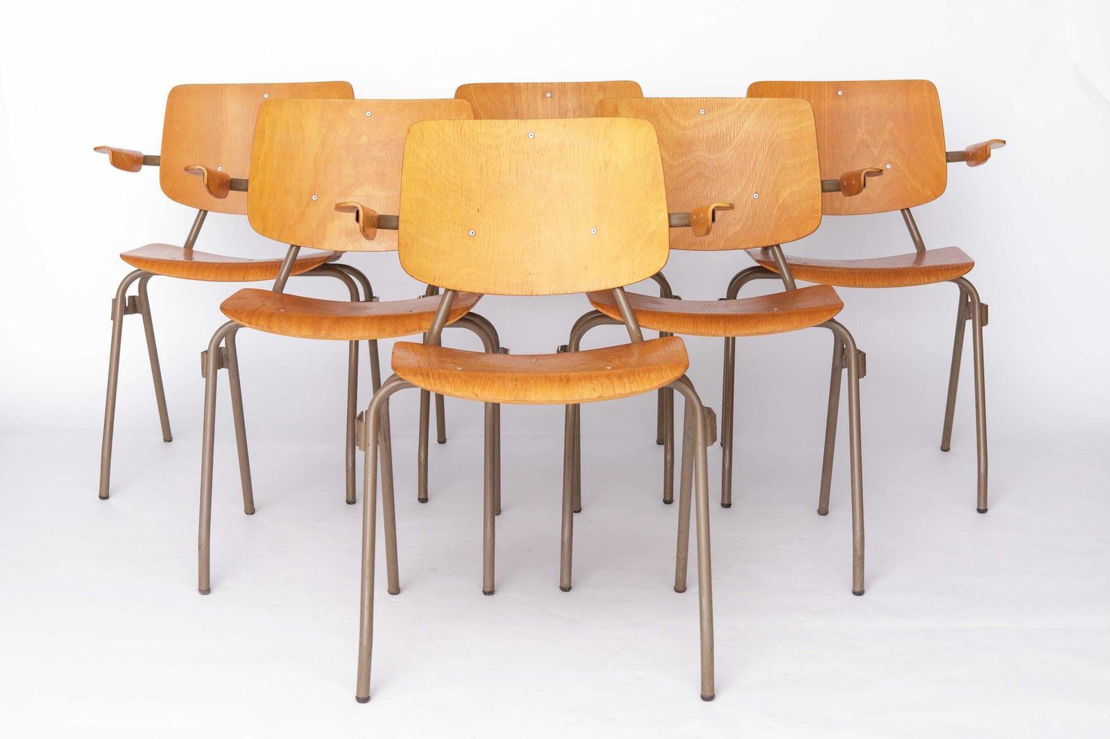 Set Of 6 Kho Liang Ie Stackable Chairs – Car Katwijk, 1950s Mid Century Modern, Beech Plywood & Metal, Dutch Design Vintage Chairs photo furniture