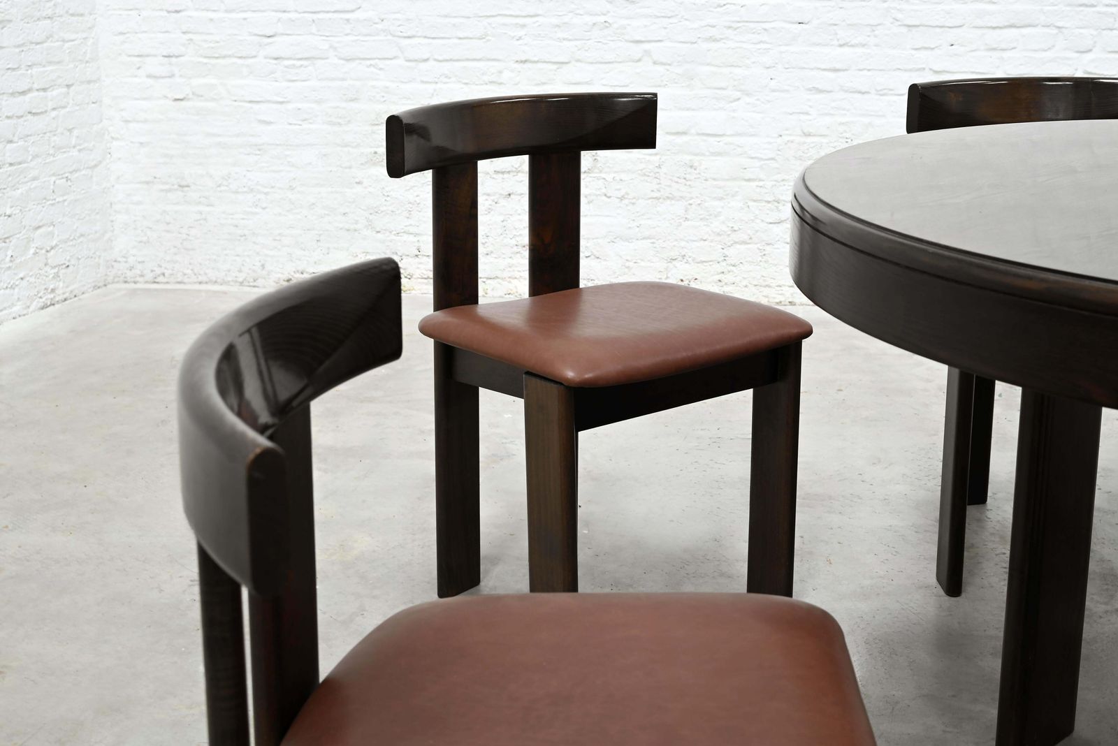 photo furniture Dining Set By Luigi Vaghi For Former With Six Leather Chairs, Italy 1960's