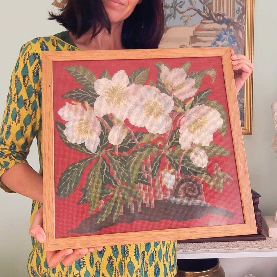 Vintage Oak Wooden Framed Elizabeth Bradley Christmas Rose Needlepoint