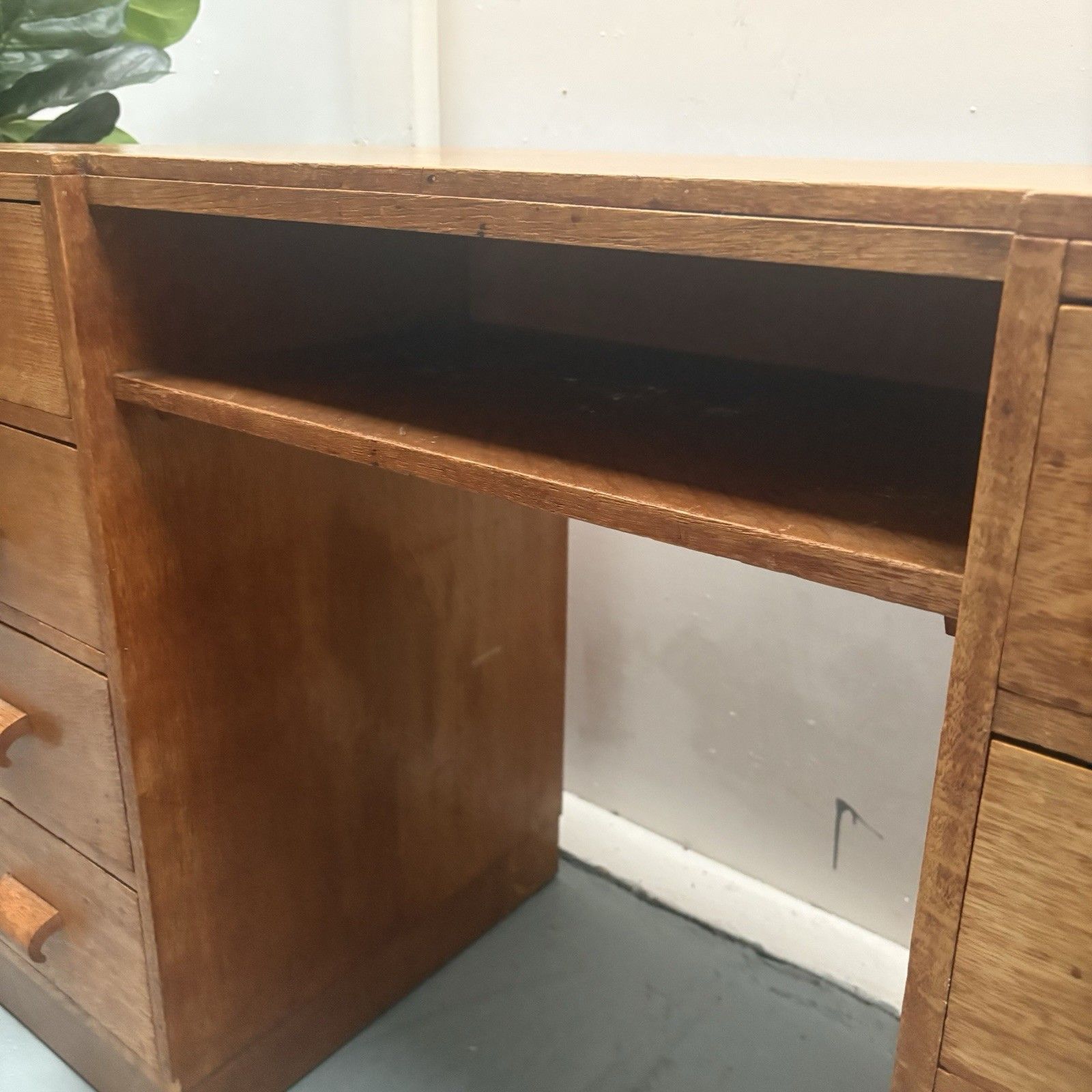 Late 1930s English Oak Art Deco Modernist Twin Pedestal Writing Desk photo 675.0